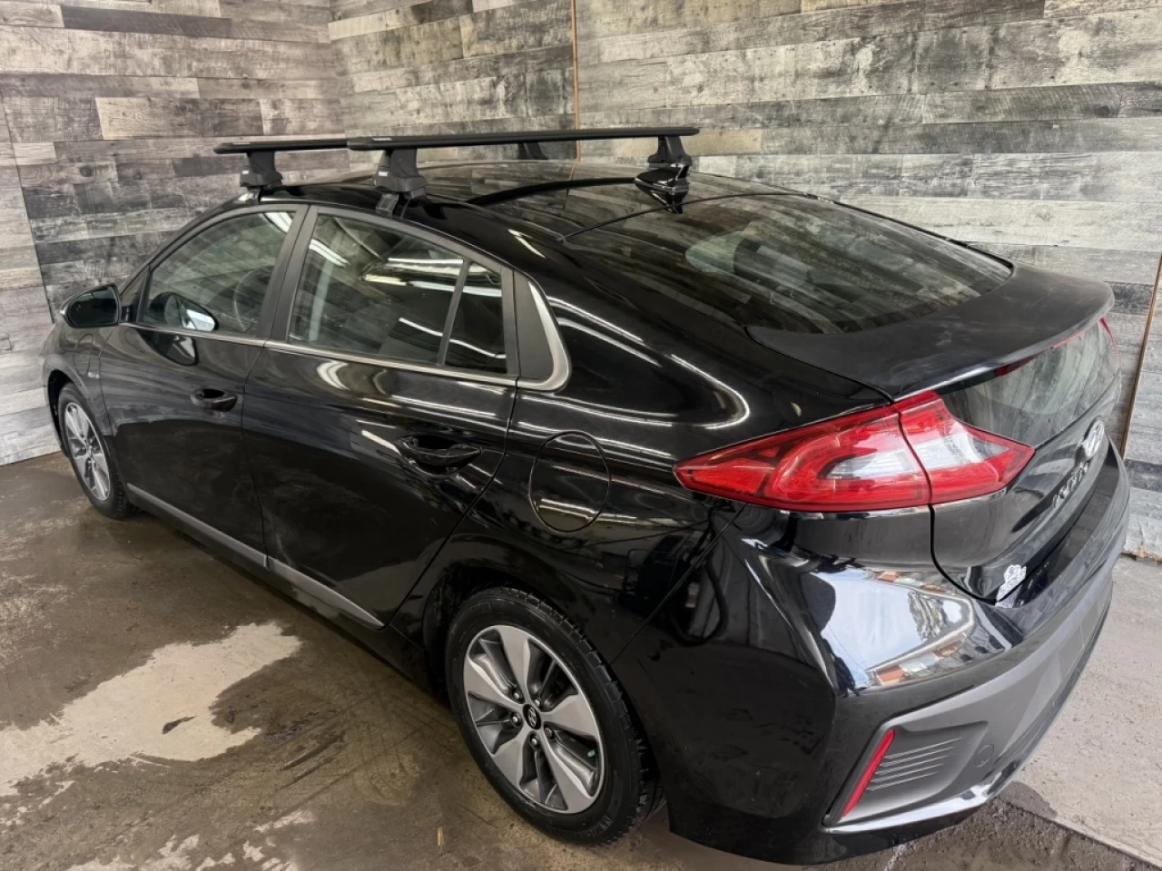 2019 Hyundai Ioniq PrivilÉgiÉ HYBRID PLUG-IN NAV MAGS ** APPROUVÉ À 9 Main Image