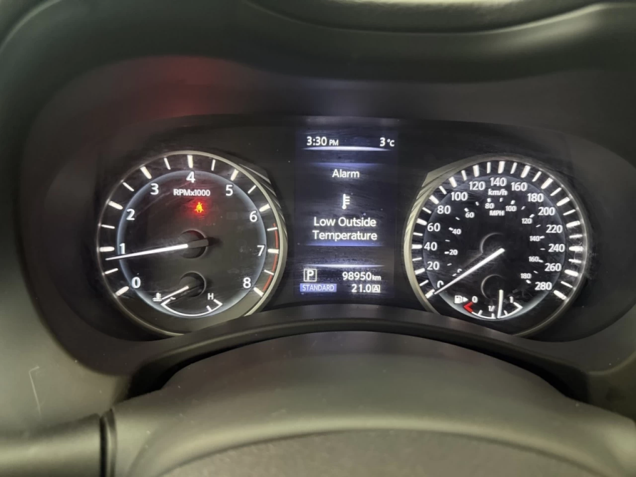 2018 Infiniti Q50 2.0t LUXE AWD CUIR TOIT NAV ** APPROUVÉ À 99.9% ** Main Image