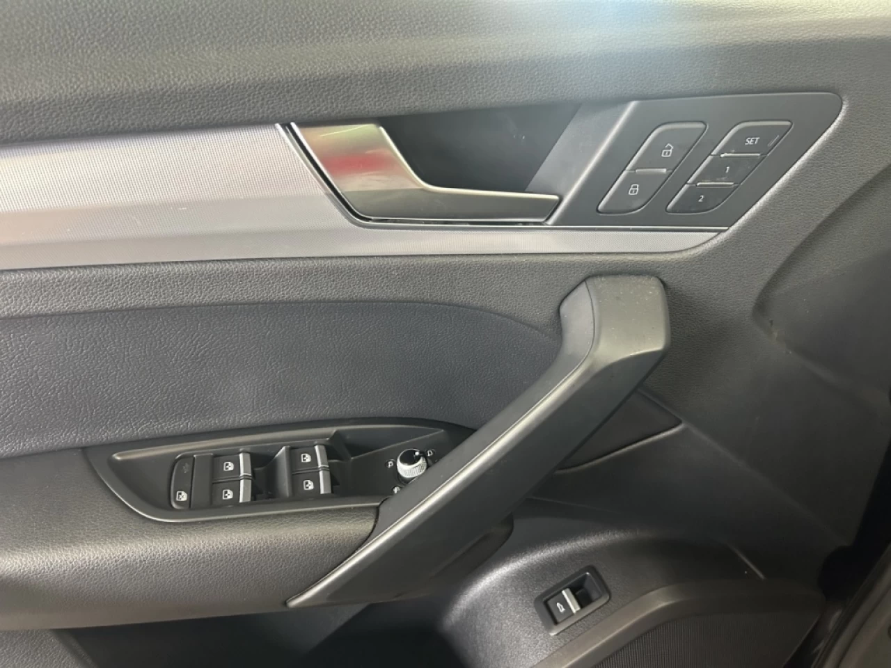 2018 Audi Q5 Progressiv AWD CUIR NAV TOIT PANO **APPROUVÉ À 99. Image principale