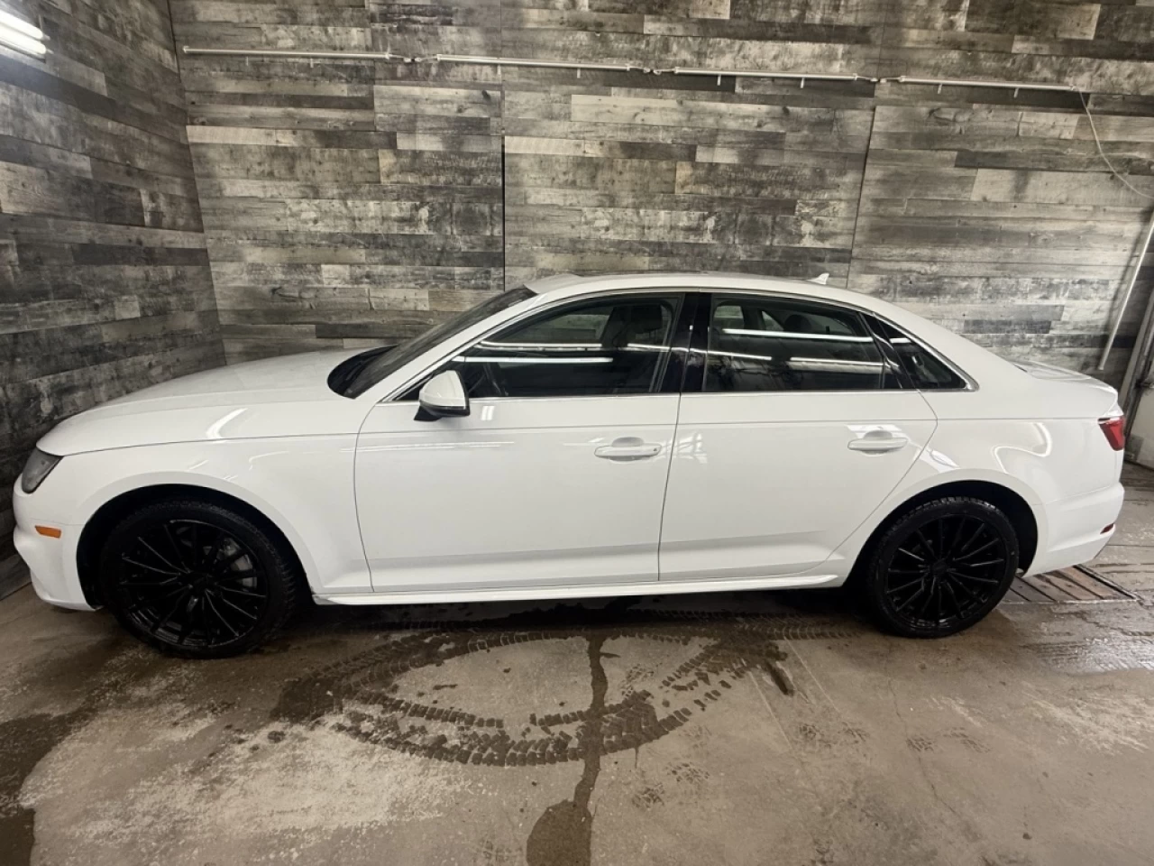 2018 Audi A4 Technik AWD CUIR NAV TOIT Main Image