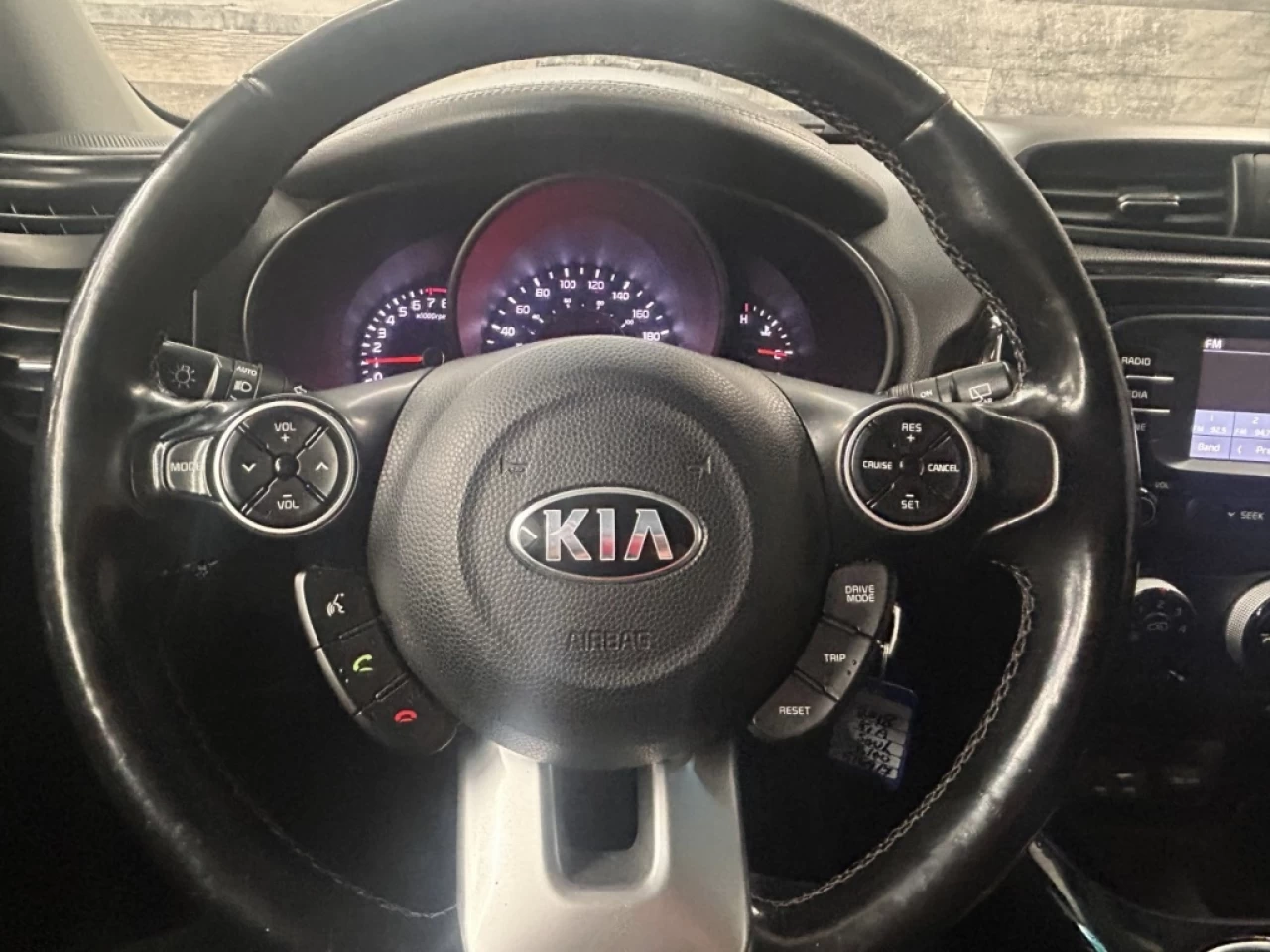 2018 Kia Soul EX CUIR TOIT CAM DE RECUL **APPROUVÉ À 99.9%** Main Image