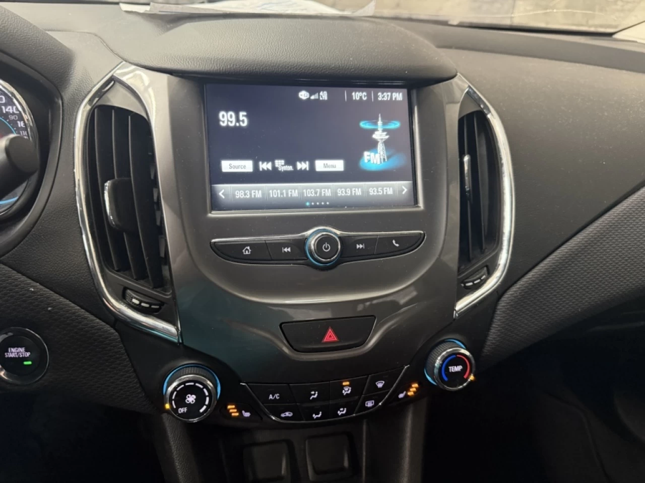 2018 Chevrolet Cruze LT AUTO CAM DE RECUL ** APPROUVÉ À 99.9% ** Image principale