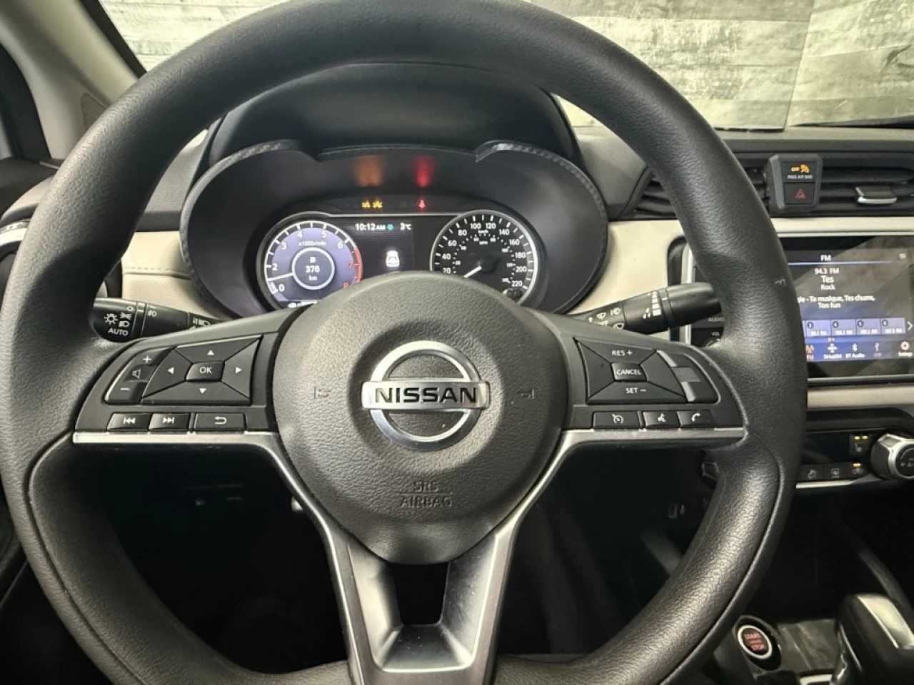 2021 Nissan Versa SV AUTO BLUETOOTH MAGS **APPROUVÉ À 99.9%** Main Image