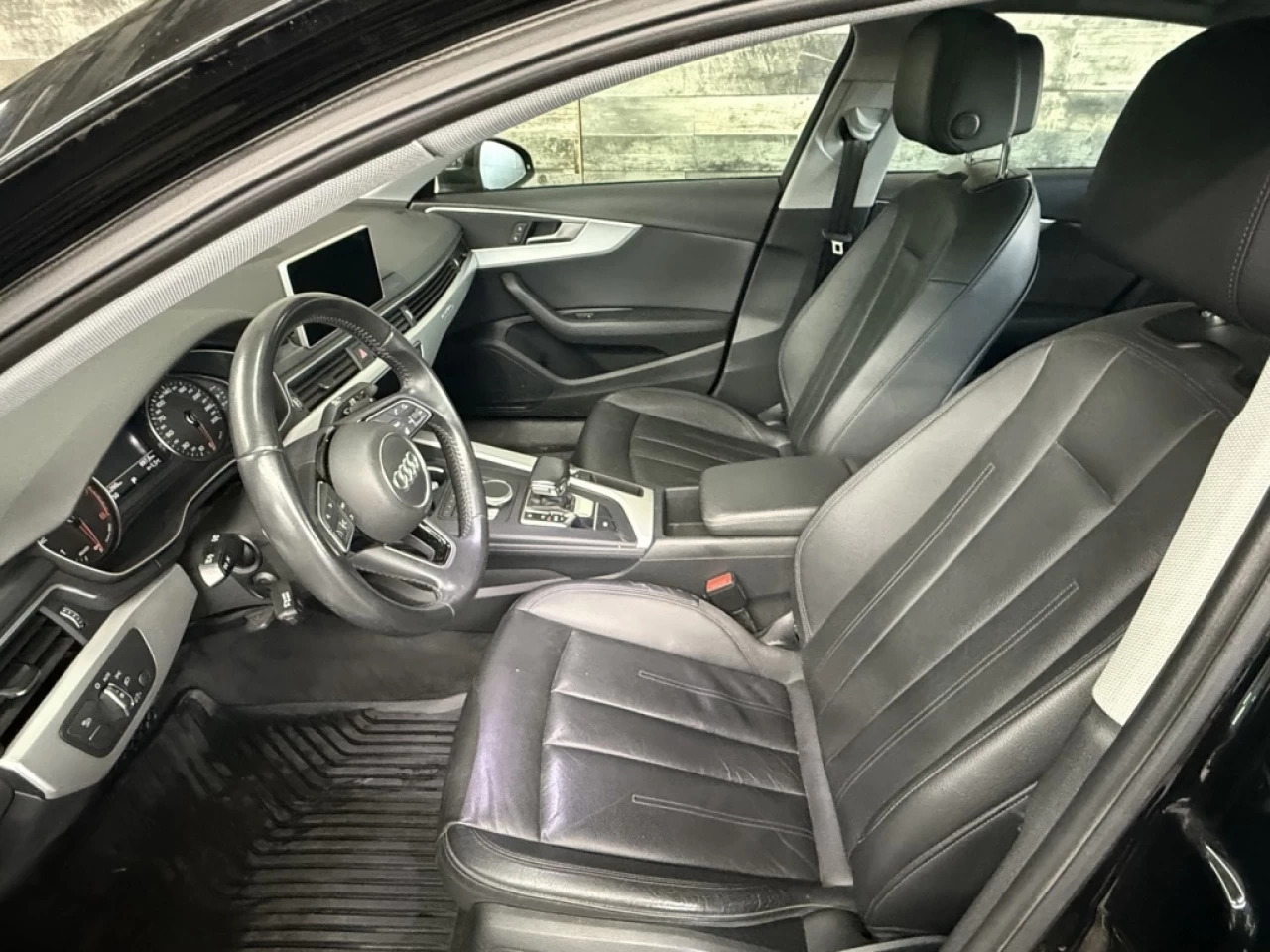 2018 Audi A4 Komfort Awd Cuir Navigation sieges chauffant Bluet Main Image