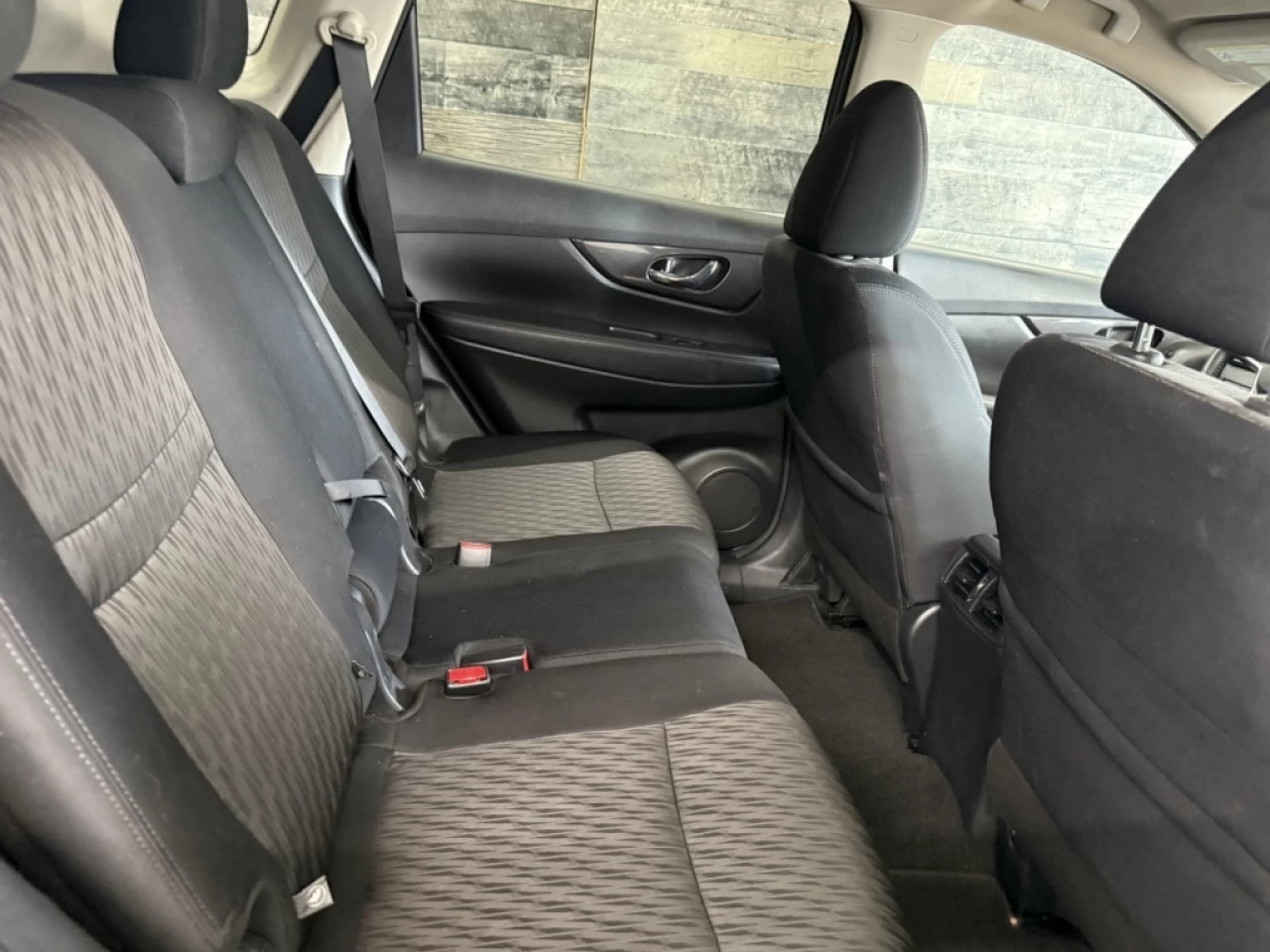 2020 Nissan Rogue SV Awd Cam de recul mags  ** APPROUVÉE 99,9% ** Image principale