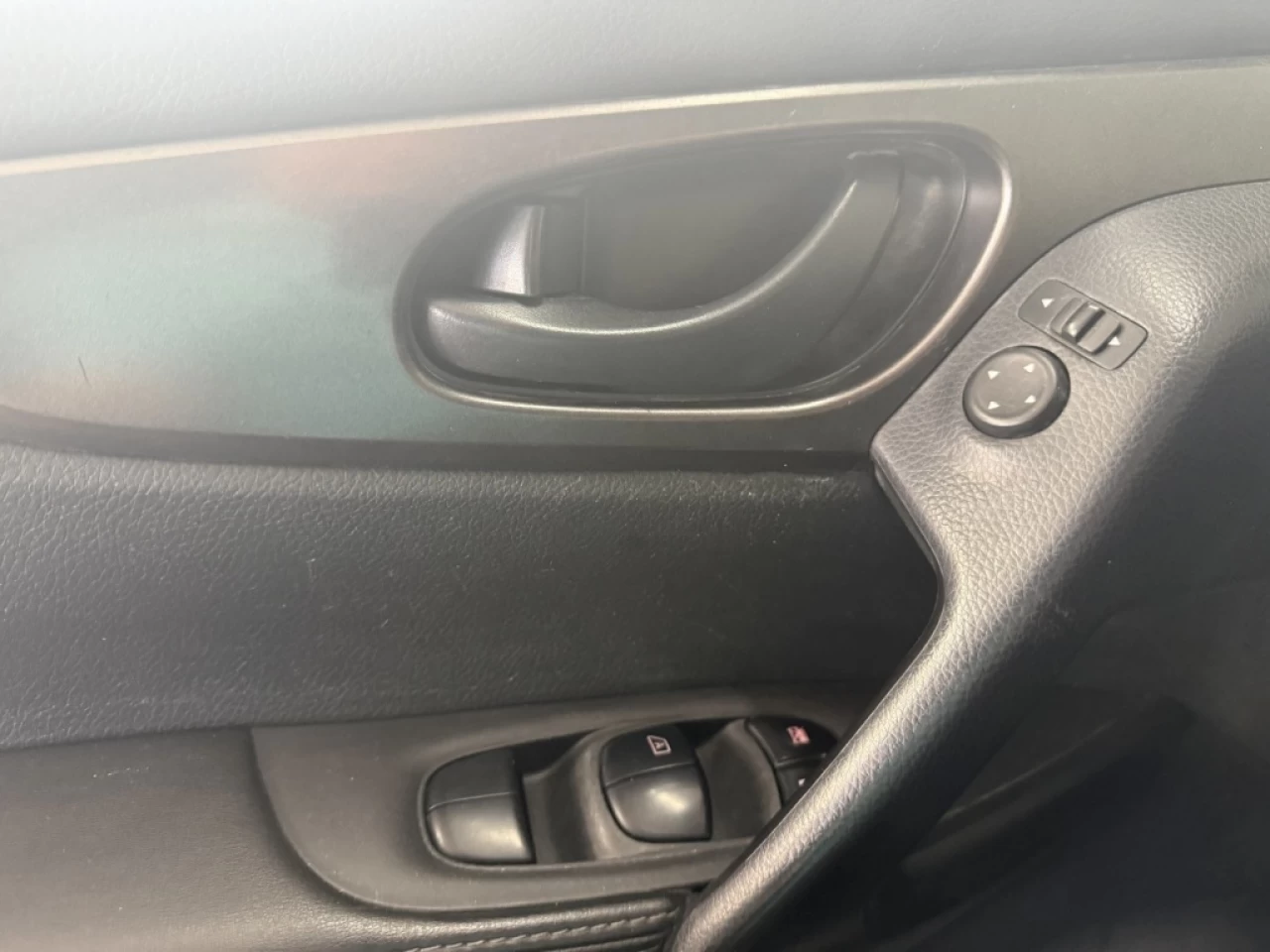 2022 Nissan Qashqai S Main Image