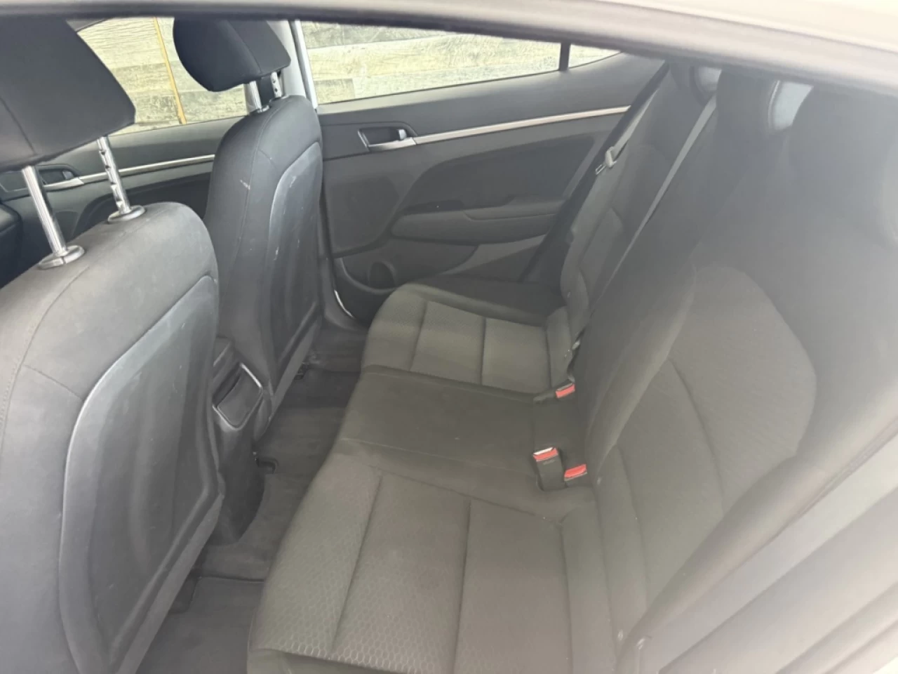 2019 Hyundai Elantra Preferred  Auto Bluetooth ** APPROUVÉ À ** 99.9% Main Image