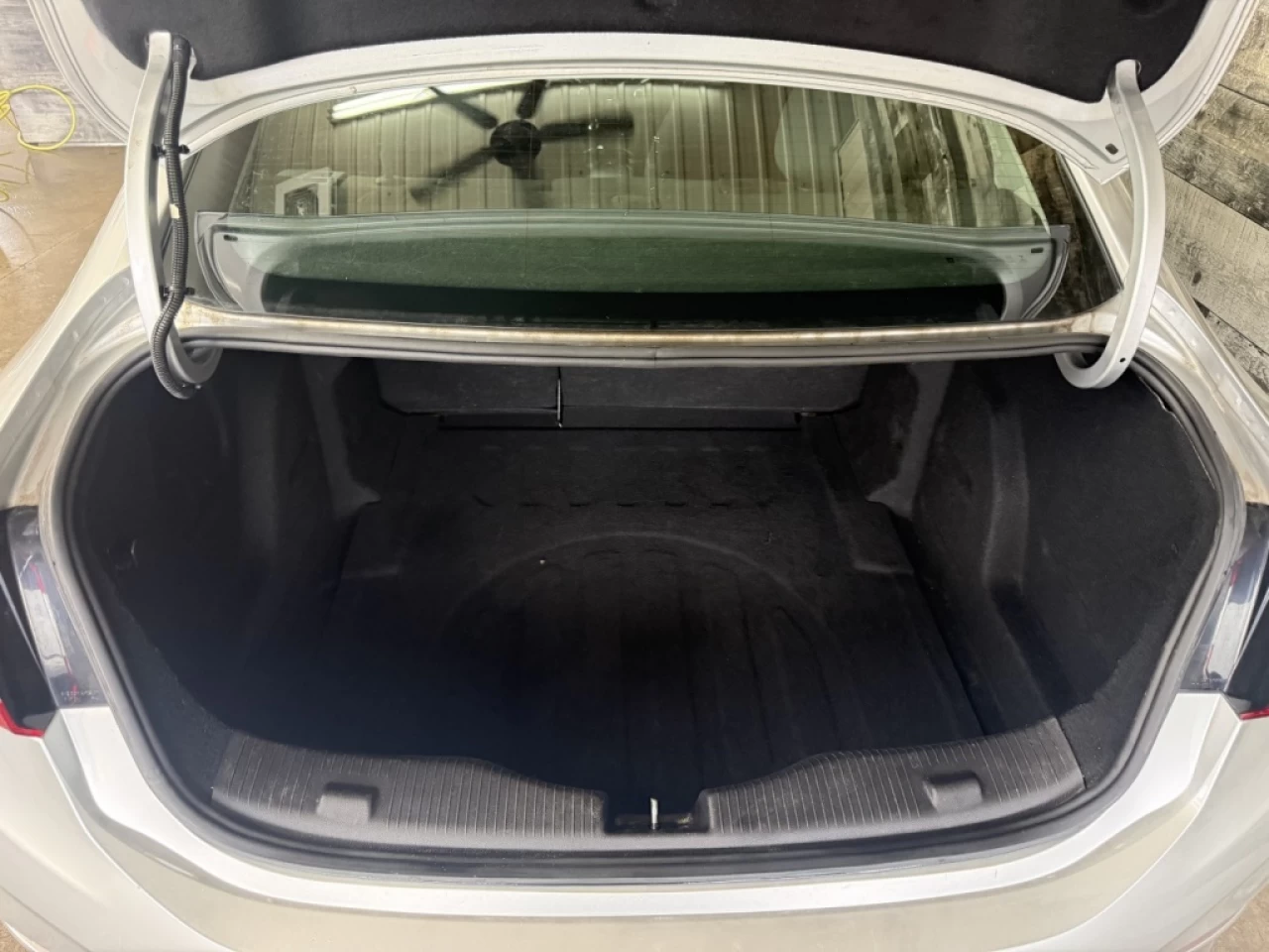 2018 Chevrolet Cruze LT AUTO CAM DE RECUL ** APPROUVÉ À 99.9% ** Image principale