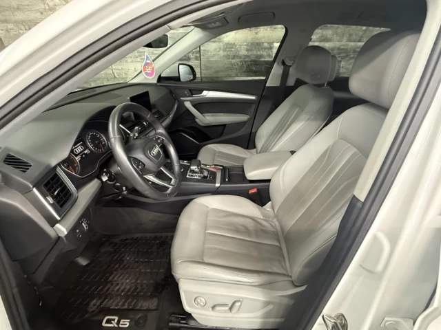 Audi Q5 Komfort AWD CUIR ** APPROUVÉ À 99.9% ** 2019