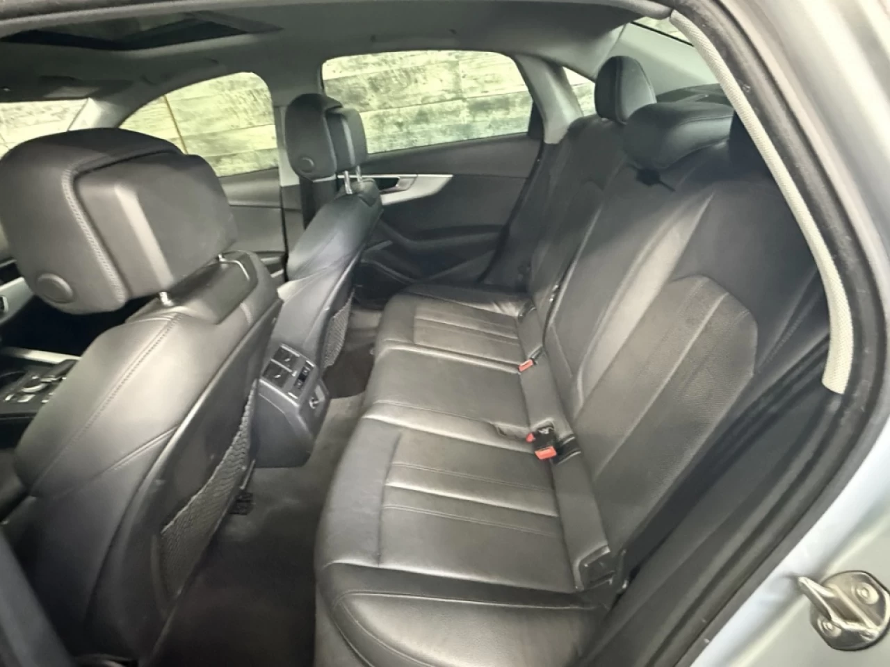 2018 Audi A4 Technik AWD CUIR NAV TOIT **APPROUVÉ À 99.9%** Main Image