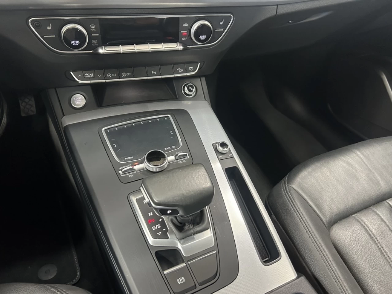 2018 Audi Q5 Progressiv AWD CUIR NAV TOIT PANO **APPROUVÉ À 99. Image principale