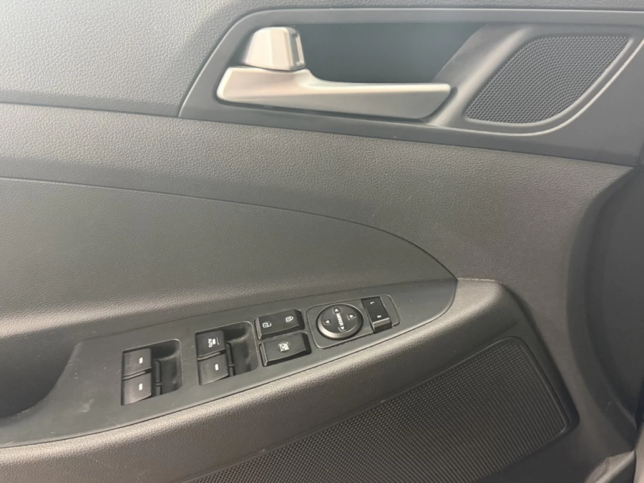 2021 Hyundai Tucson PrivilÉgiÉ AWD BLUETOOTH **APPROUVÉ À 99.9%** Main Image