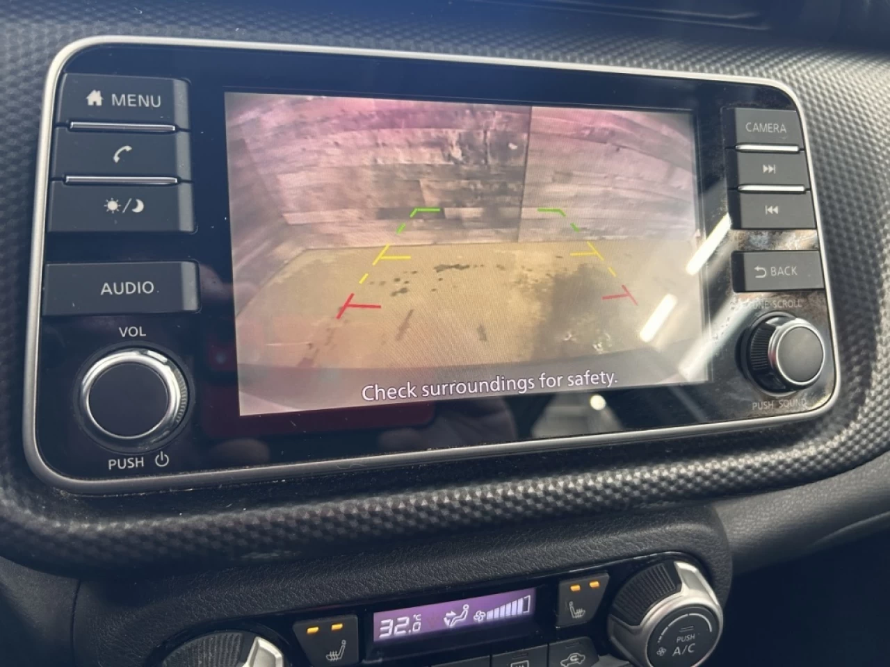 2018 Nissan Kicks SV BLUETOOTH MAGS **APPROUVÉ À 99.9%** Main Image