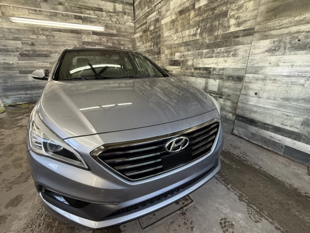 Hyundai Sonata 2.0T Sport Ultimate CUIR NAV TOIT **APPROUVÉ À 99. 2016