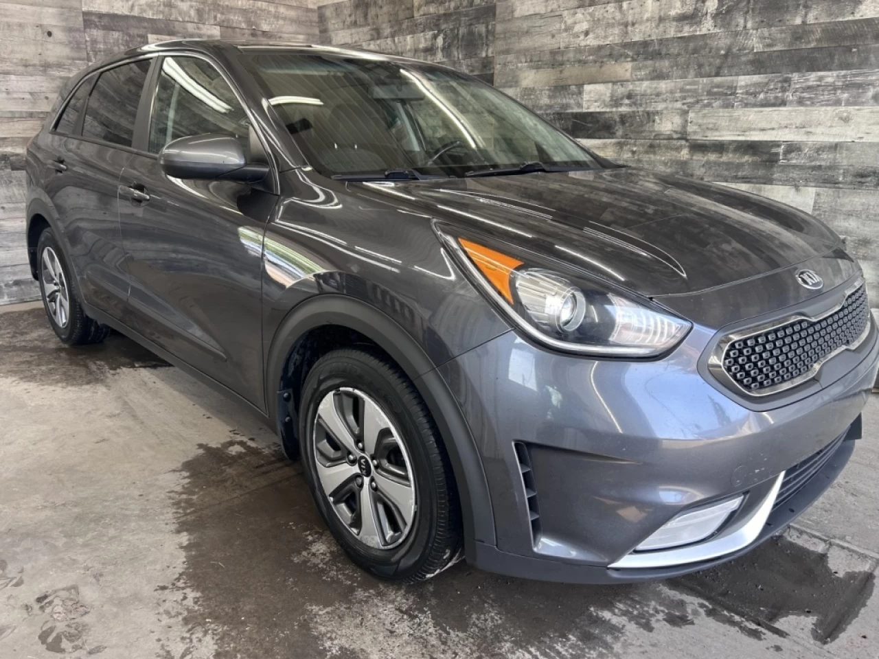 2019 Kia Niro L Hybrid Cam de recul  ** APPROUVÉE 99,9% ** Image principale