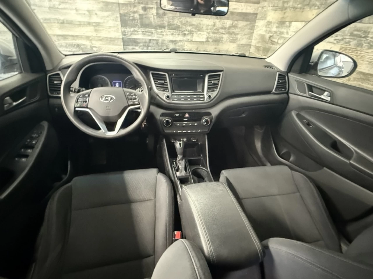 2018 Hyundai Tucson SE AUTO CAM DE RECUL **APPROUVÉ À 99.9%** Image principale