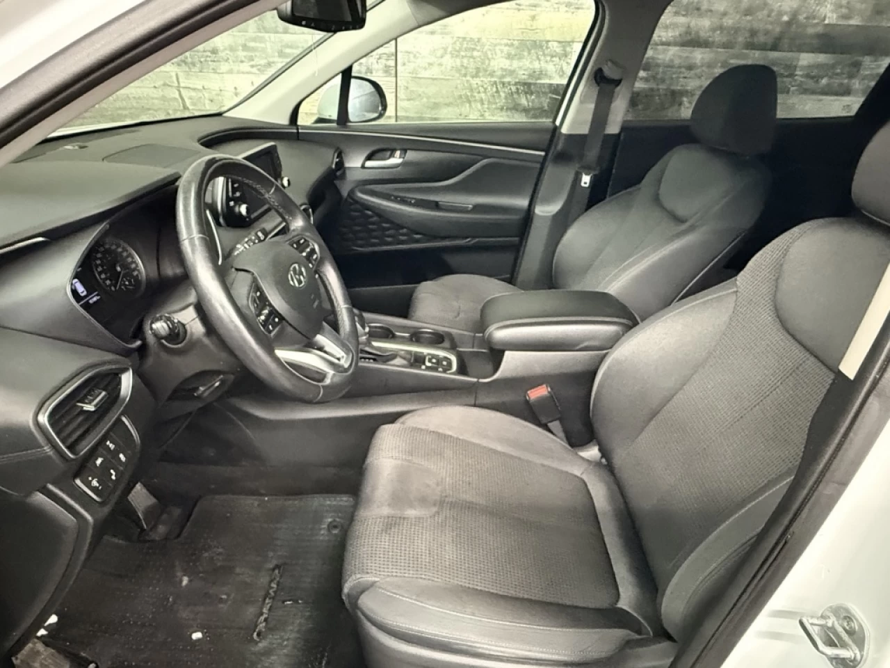 2019 Hyundai Santa Fe PrivilÉgiÉ AWD BLUETOOTH **APPROUVÉ À 99.9%** Image principale