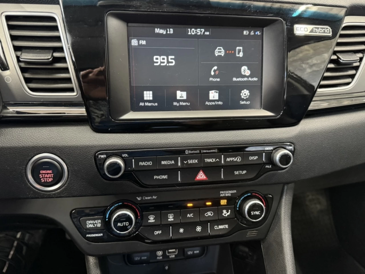 2018 Kia Niro EX Hybrid Cuir Mags ** ApprouvÉ À 99.9% ** Image principale