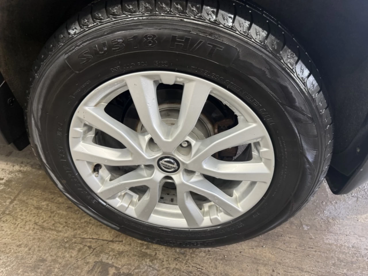 2019 Nissan Rogue SV AWD TOIT PANO CAM DE RECUL** APPROUVÉ À 99.9% * Main Image