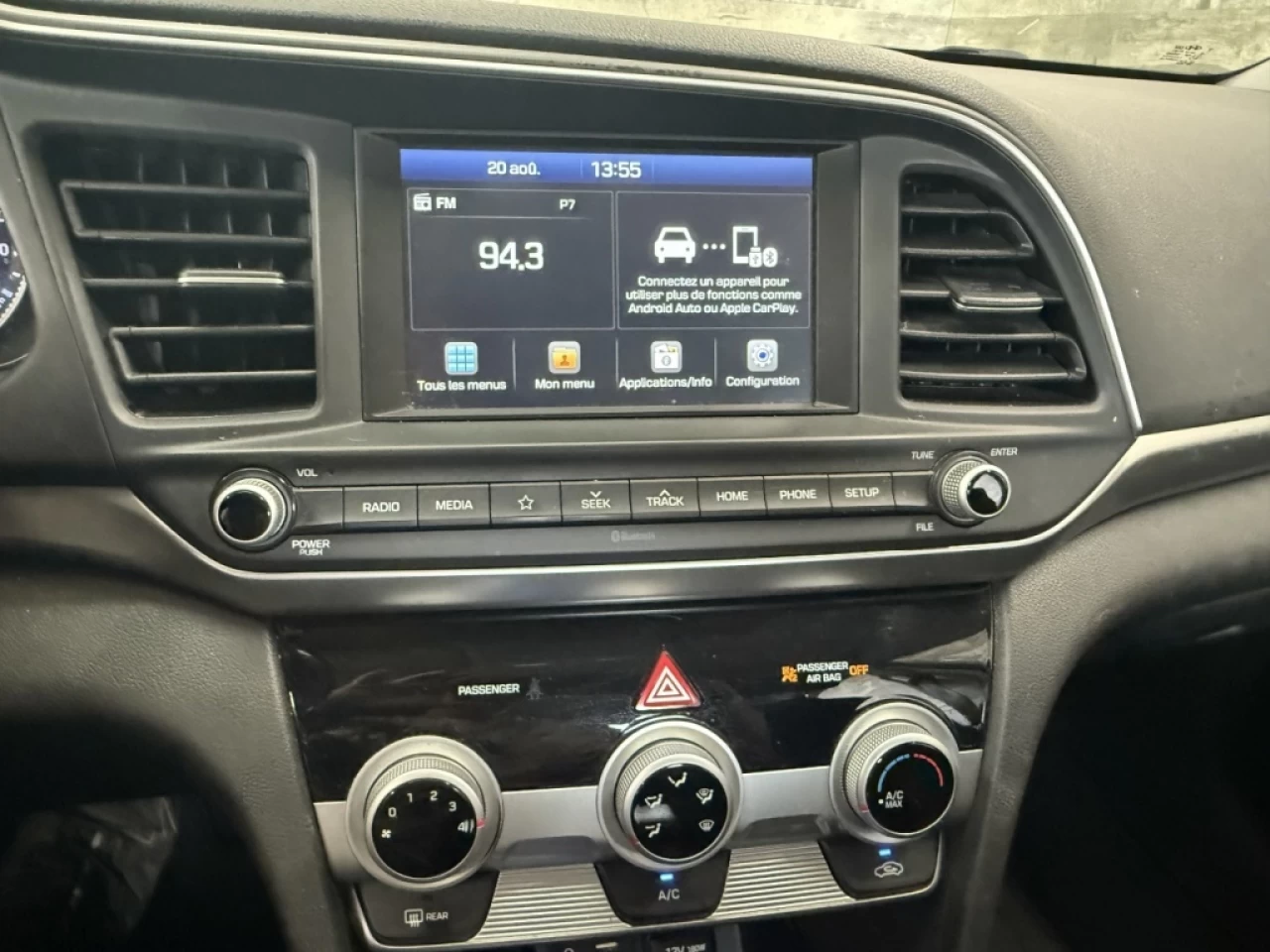 2019 Hyundai Elantra Preferred  Auto Bluetooth ** APPROUVÉ À ** 99.9% Main Image