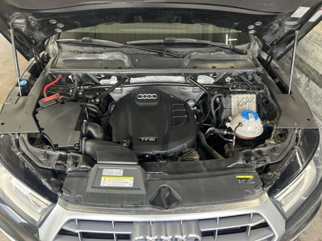 Audi Q5 Progressiv AWD CUIR NAV TOIT PANO **APPROUVÉ À 99. 2018