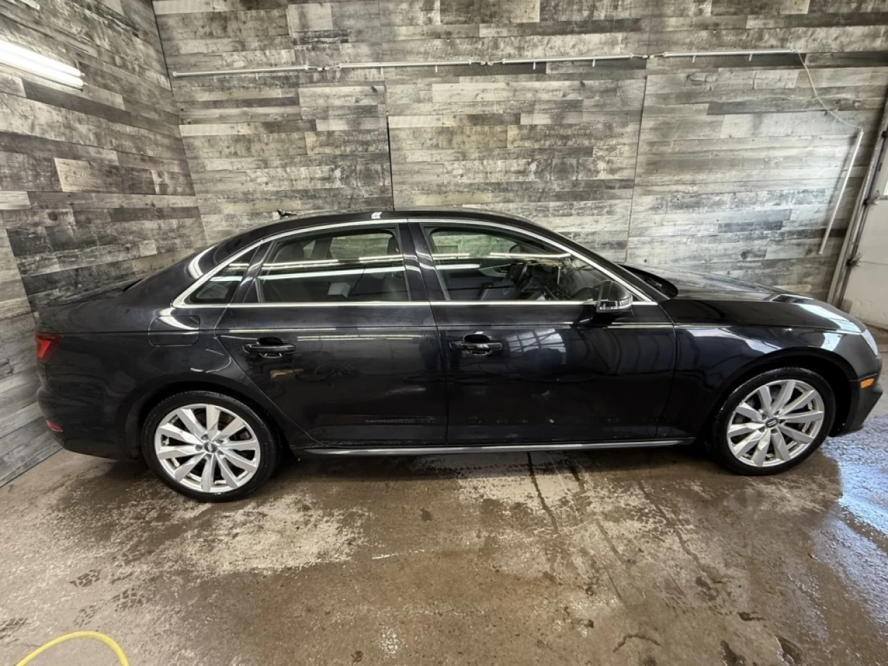 2018 Audi A4 Komfort Awd Cuir Navigation sieges chauffant Bluet Main Image