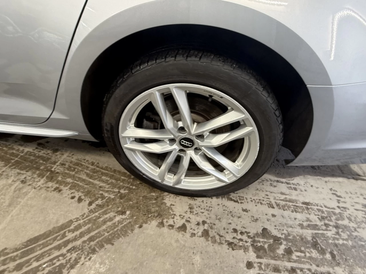 2018 Audi A4 Technik AWD CUIR NAV TOIT **APPROUVÉ À 99.9%** Main Image