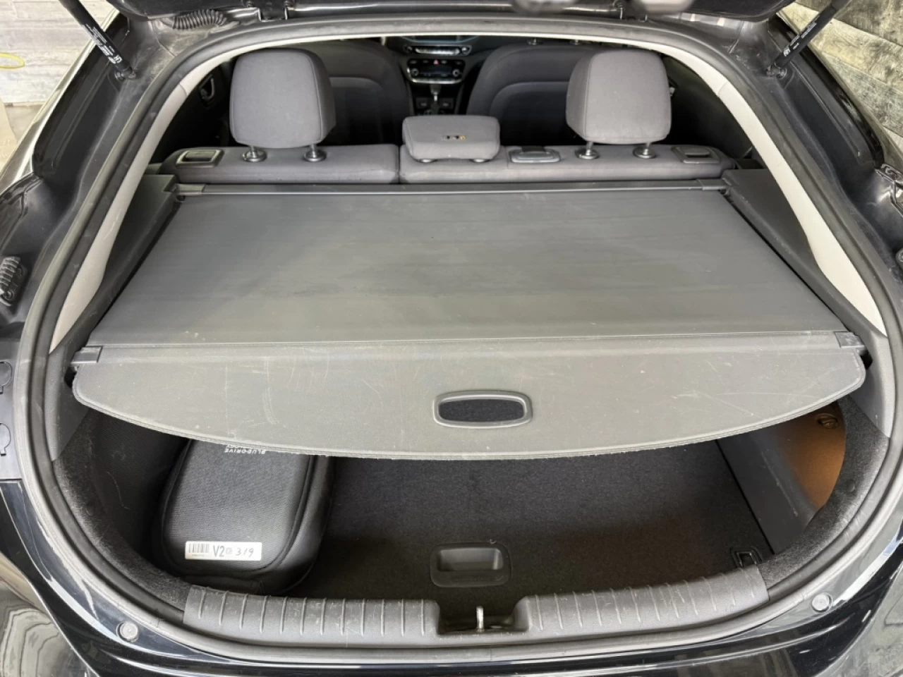 2019 Hyundai Ioniq PrivilÉgiÉ HYBRID PLUG-IN NAV MAGS ** APPROUVÉ À 9 Main Image