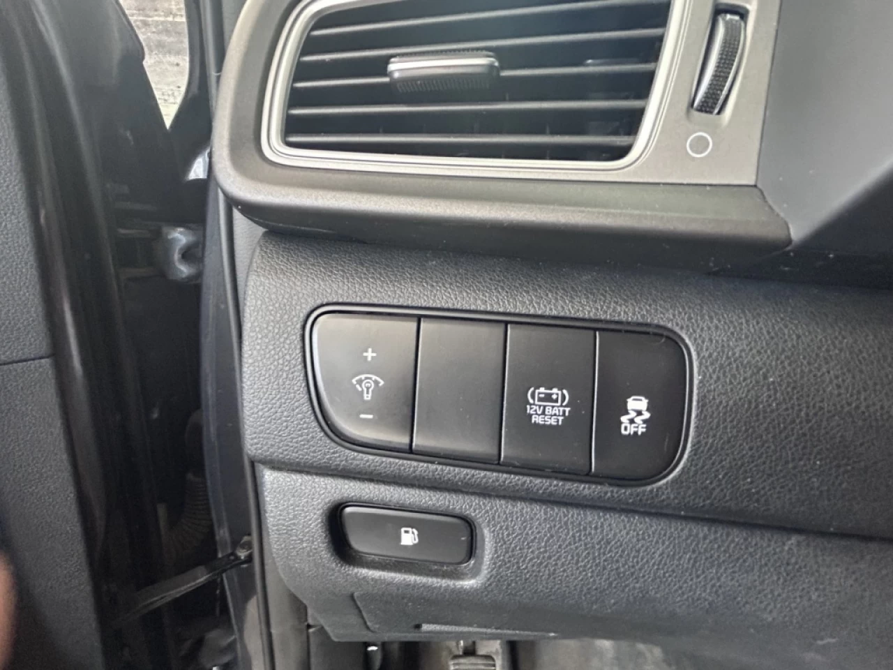 2019 Kia Niro L Hybrid Cam de recul  ** APPROUVÉE 99,9% ** Image principale