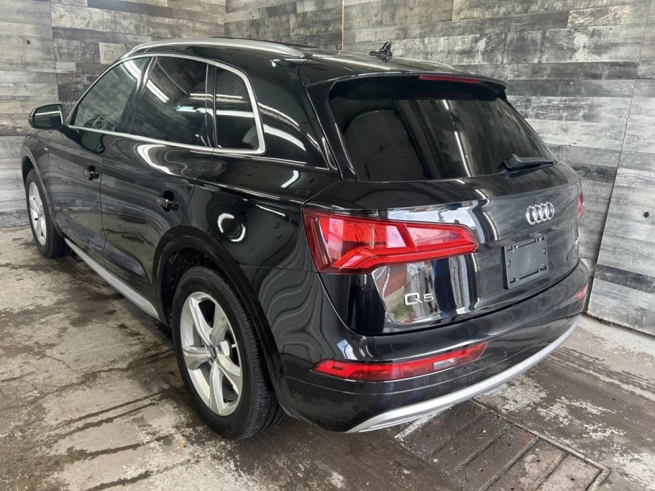 2018 Audi Q5 Progressiv AWD CUIR NAV TOIT PANO **APPROUVÉ À 99. Image principale