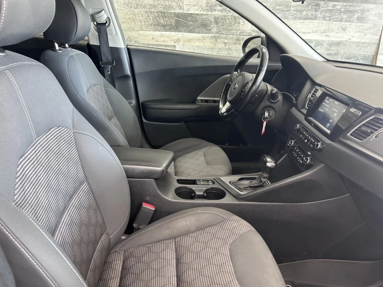 2019 Kia Niro L Hybrid Cam de recul  ** APPROUVÉE 99,9% ** Image principale