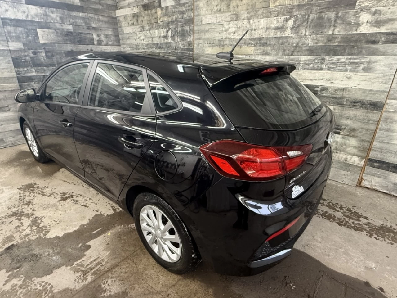 2019 Hyundai Accent PrivilÉgiÉ Auto Bluetooth sieges chauffant **Appro Image principale