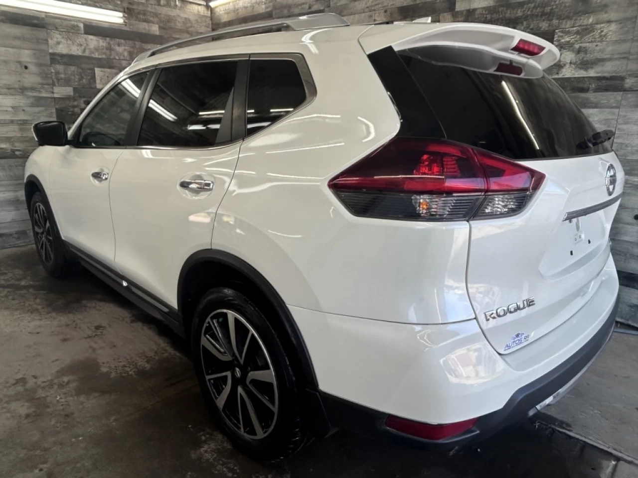 2018 Nissan Rogue SL AWD AUTO NAV TOIT CUIR **APPROUVÉE 99,9%** Main Image