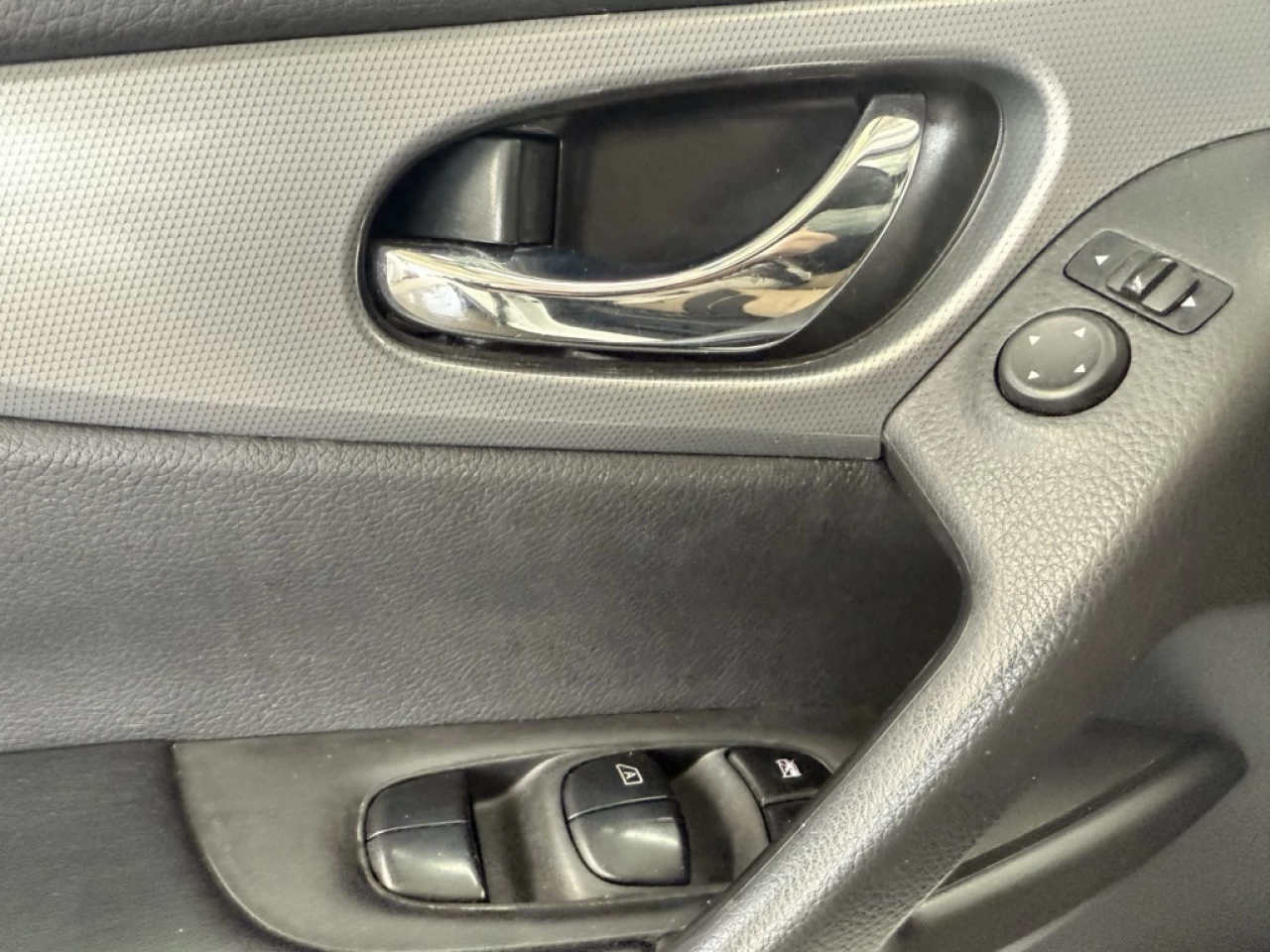 2020 Nissan Qashqai SL AWD CUIR TOIT NAV **APPROUVÉ À 99.9%** Main Image