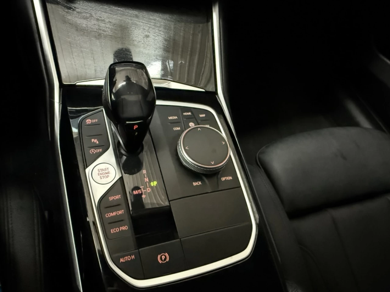 2021 BMW 3 Series 330i xDrive AWD CUIR TOIT NAV ** APPROUVÉ À 99.9% Main Image