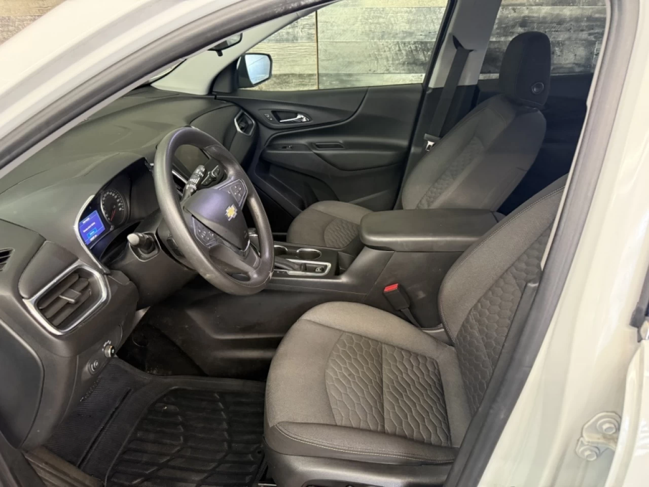 2020 Chevrolet Equinox LT Bluetooth Commande au volant **ApprouvÉ 99,9%** Main Image