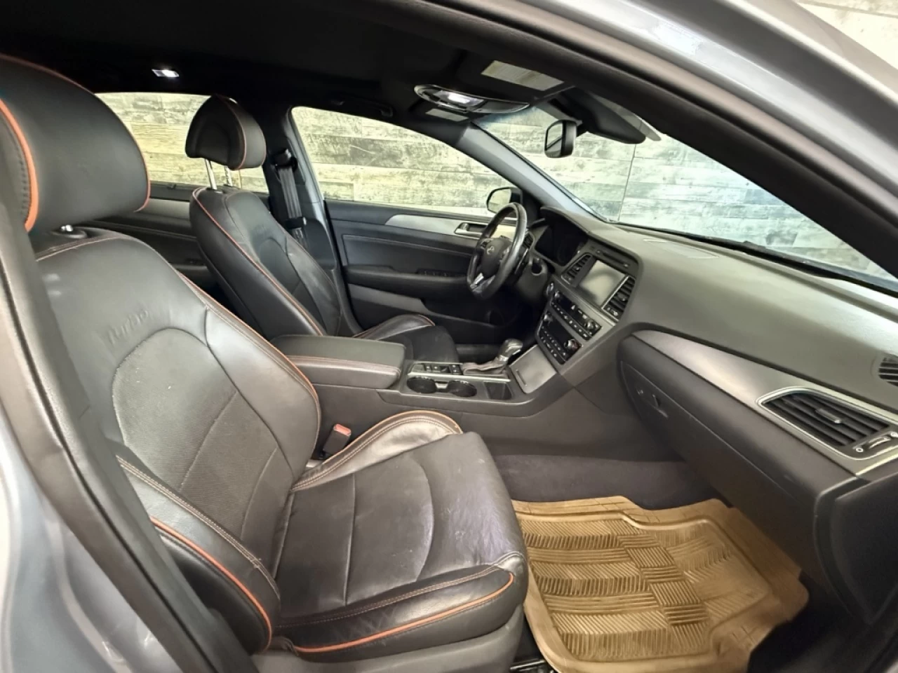 2016 Hyundai Sonata 2.0T Sport Ultimate CUIR NAV TOIT **APPROUVÉ À 99. Image principale