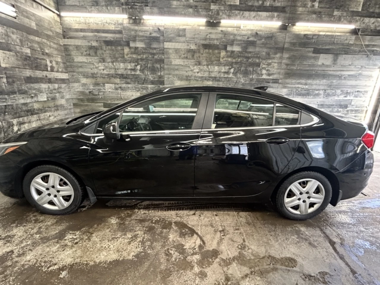 2018 Chevrolet Cruze LT Auto Cam de recul ** ApprouvÉ À 99.9% ** Image principale