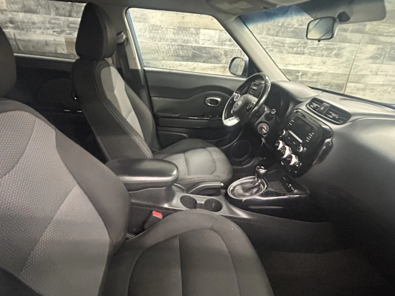 2018 Kia Soul EX CUIR TOIT CAM DE RECUL **APPROUVÉ À 99.9%** Main Image