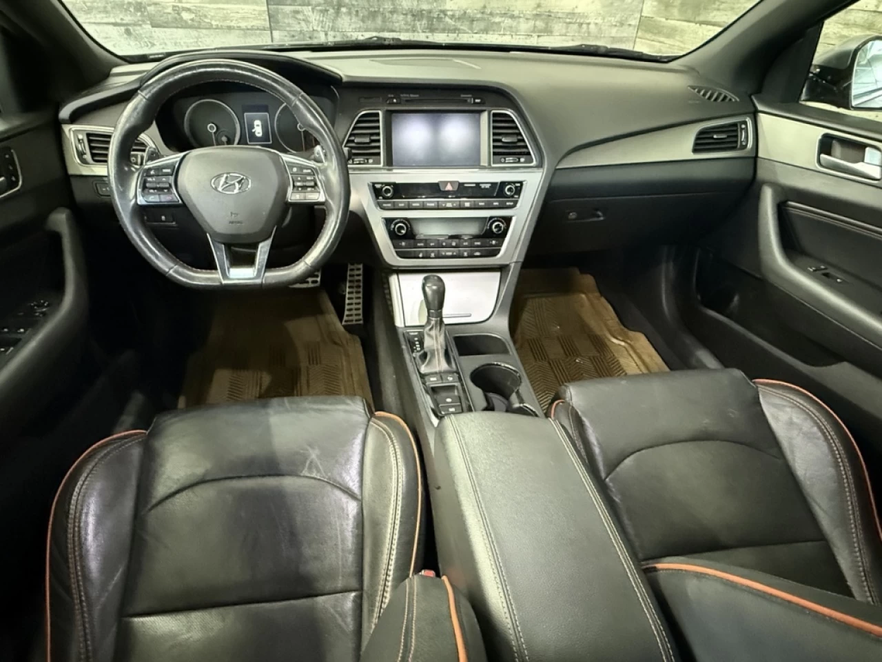 2016 Hyundai Sonata 2.0T Sport Ultimate CUIR NAV TOIT **APPROUVÉ À 99. Image principale