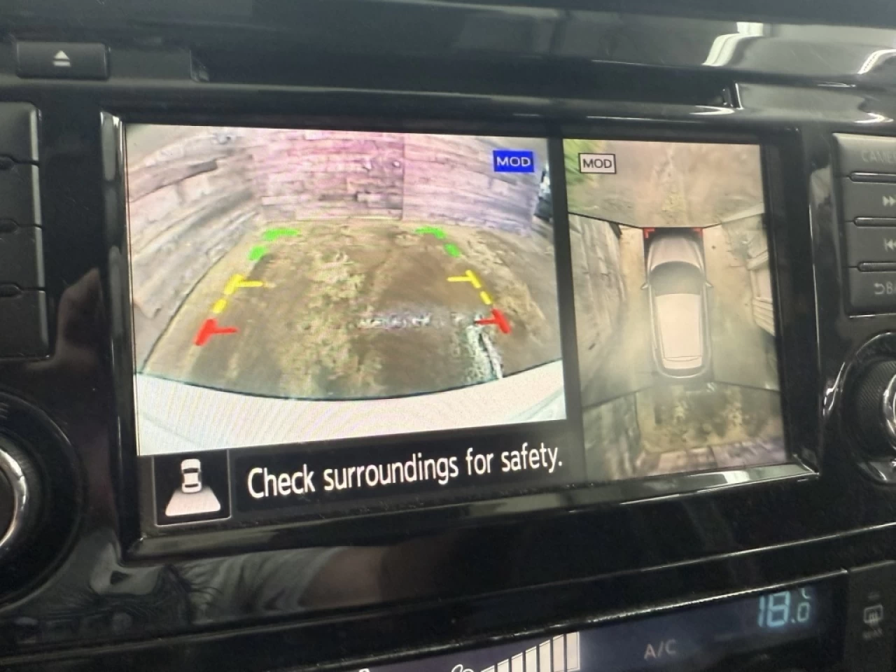 2020 Nissan Qashqai SL AWD CUIR TOIT NAV **APPROUVÉ À 99.9%** Main Image