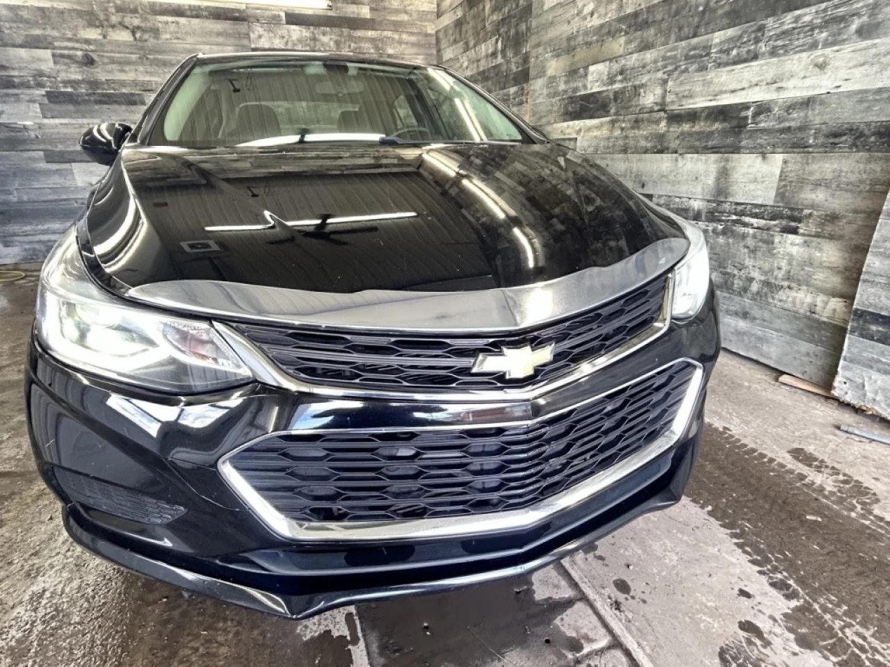 2018 Chevrolet Cruze LT Auto Cam de recul ** ApprouvÉ À 99.9% ** Image principale
