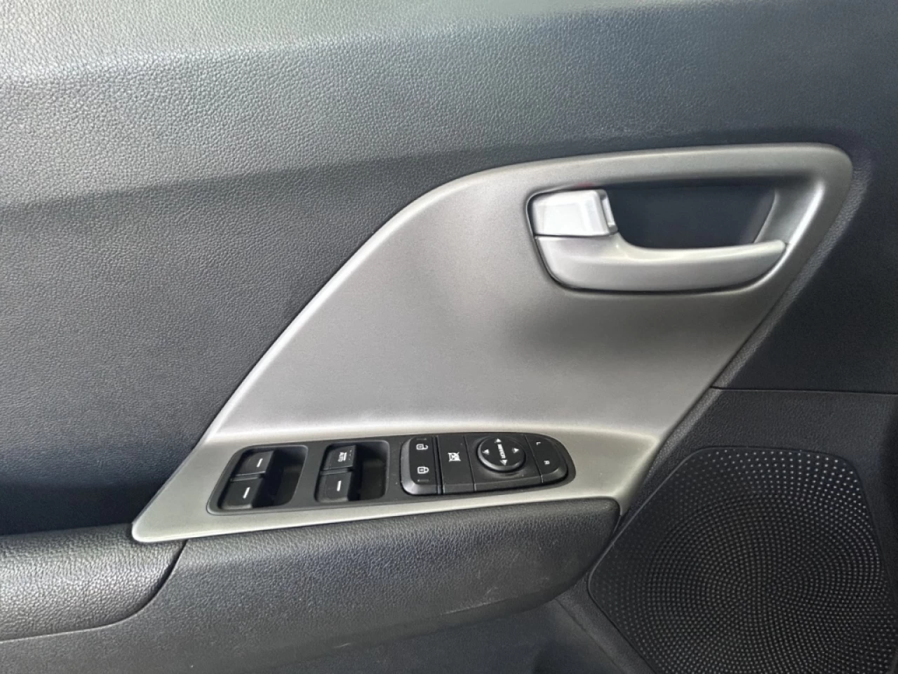 2019 Kia Niro L Hybrid Cam de recul  ** APPROUVÉE 99,9% ** Image principale