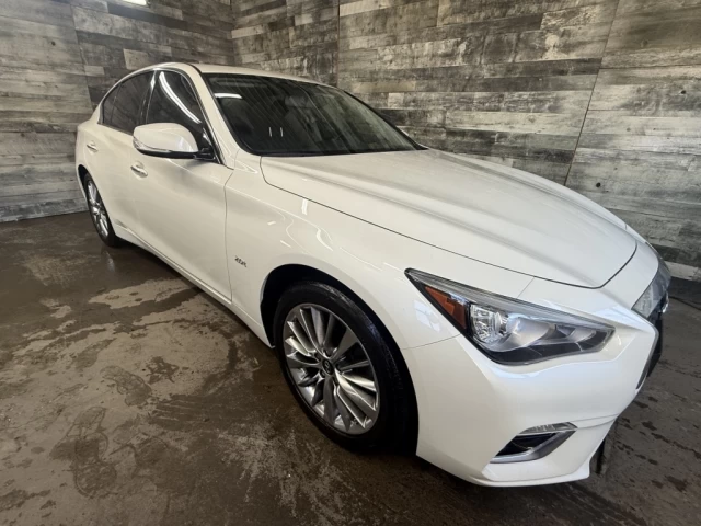 Infiniti Q50 2.0t LUXE AWD CUIR TOIT NAV ** APPROUVÉ À 99.9% ** 2018