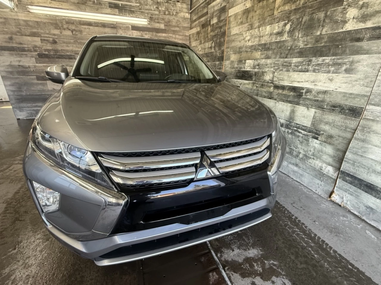 2019 Mitsubishi Eclipse Cross SE AWD MAGS ** APPROUVÉ À 99.9% ** Image principale