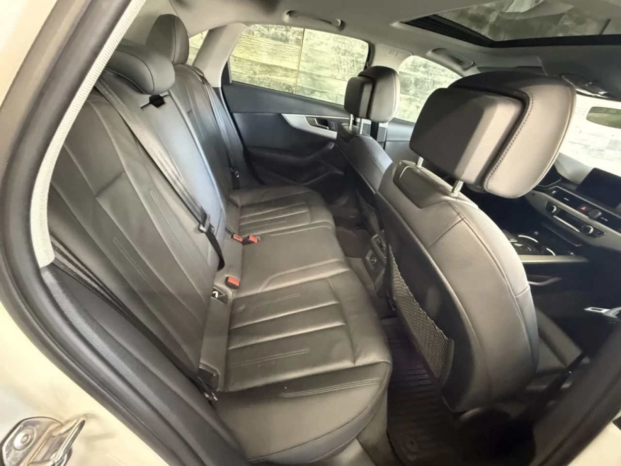 2019 Audi berline A4 Komfort AWD CUIR TOIT ** APPROUVÉ À 99.9% ** Image principale