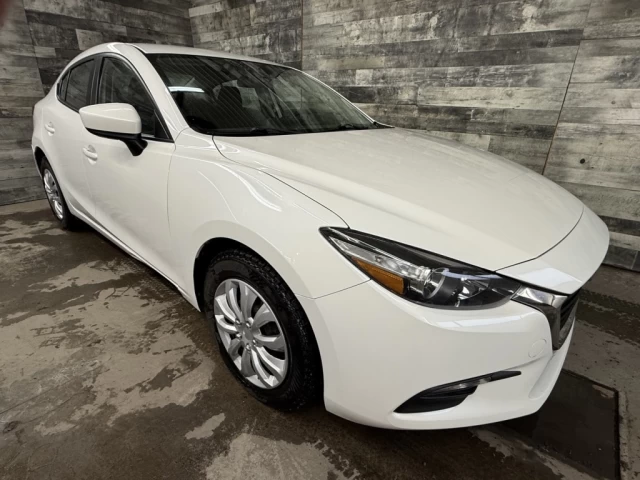 Mazda Mazda3 GX AUTO CAM DE RECUL ** APPROUVÉ À 99.9% ** 2017