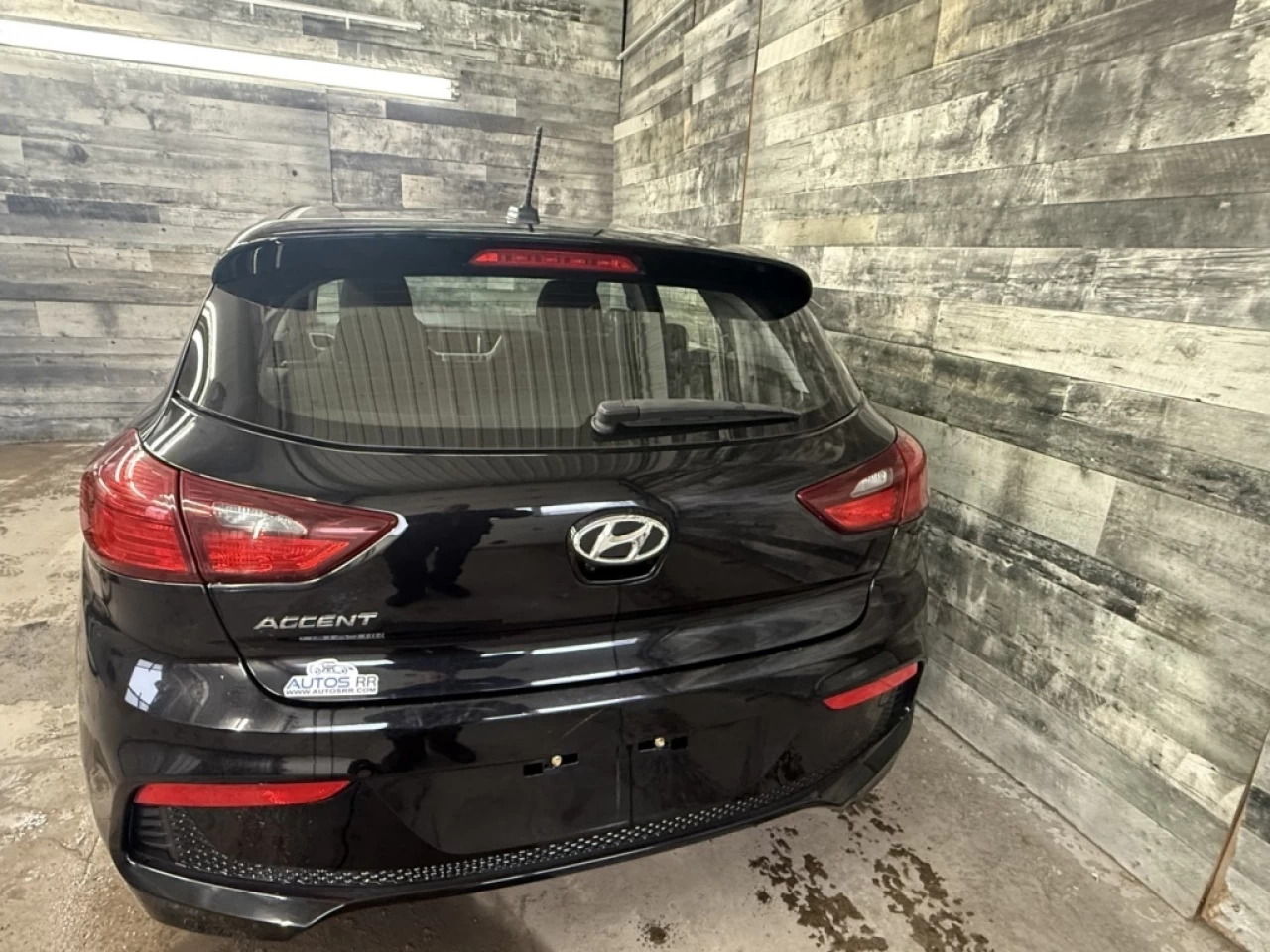 2019 Hyundai Accent PrivilÉgiÉ Auto Bluetooth sieges chauffant **Appro Image principale