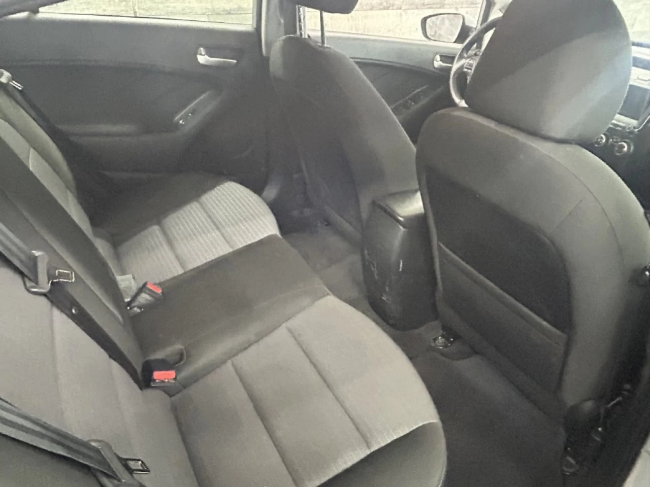 2018 Kia Forte Auto Cam de Recul S. Chauffant ** APPROUVÉE 99.9% Main Image