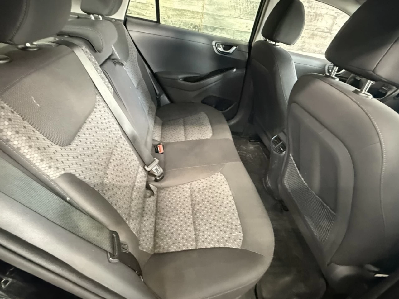 2019 Hyundai Ioniq PrivilÉgiÉ HYBRID PLUG-IN NAV MAGS ** APPROUVÉ À 9 Main Image